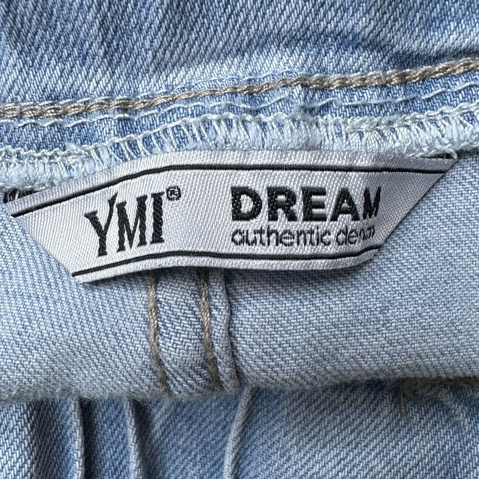 YMI Dream Denim High Rise Distressed Cuffed Elastic waist shorts Women Large - Image 3