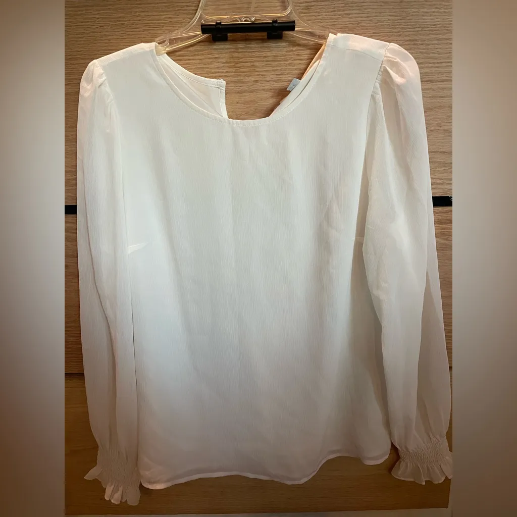 J.Crew Ivory Long Sleeve Blouse Smocked Cuffs Size Small - Image 2