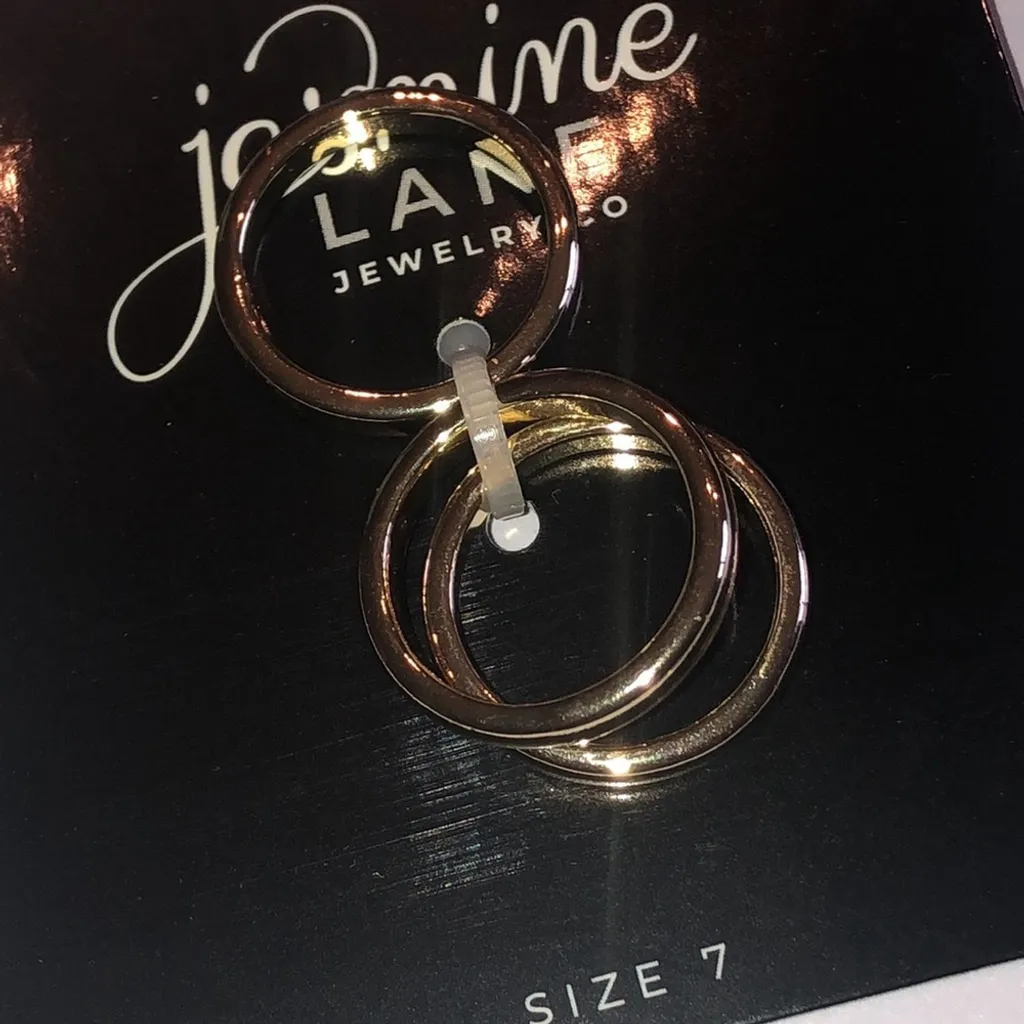 Size 7 Jasmine Lane Gold Tone Ring Triple Stack Set - Image 4