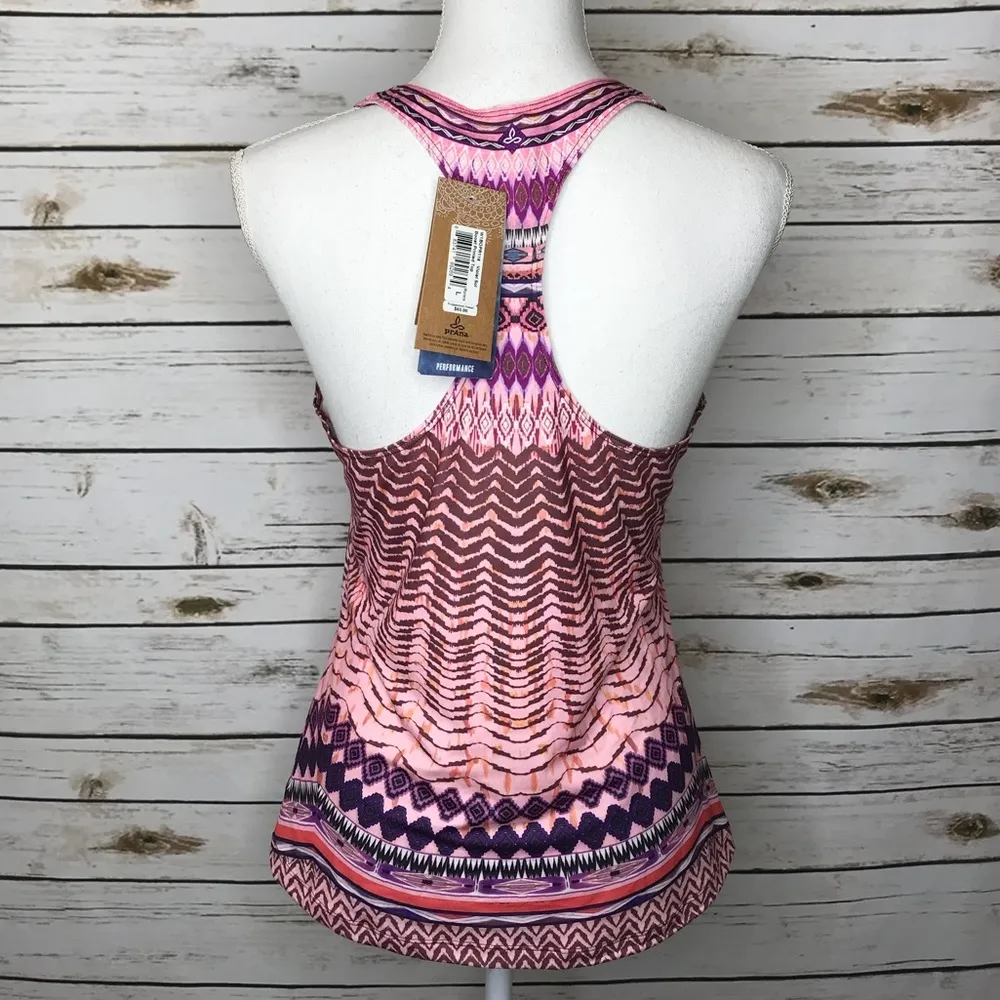 🌷Prana Racerback Boost Printed Active Top Size L - Image 4
