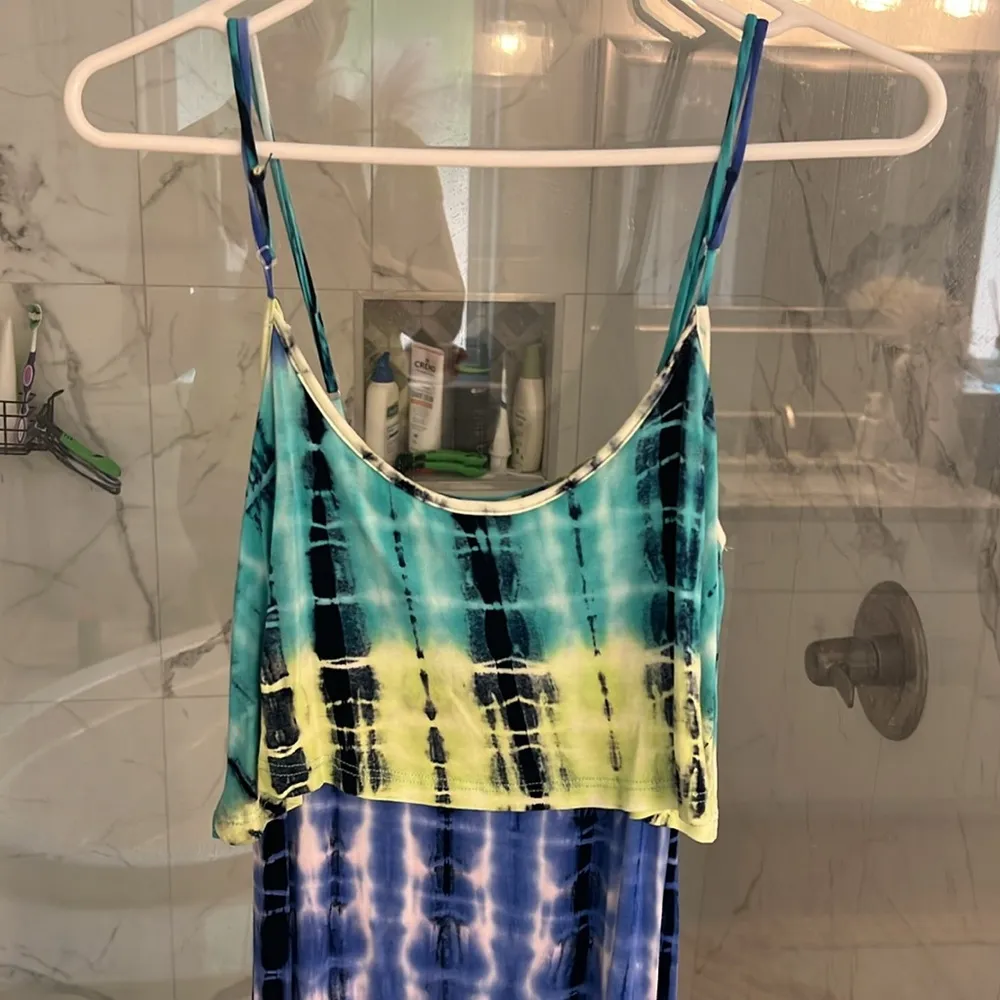 Super cute. Flowy. Double lined maxi dress. Great colors for summer - Image 2