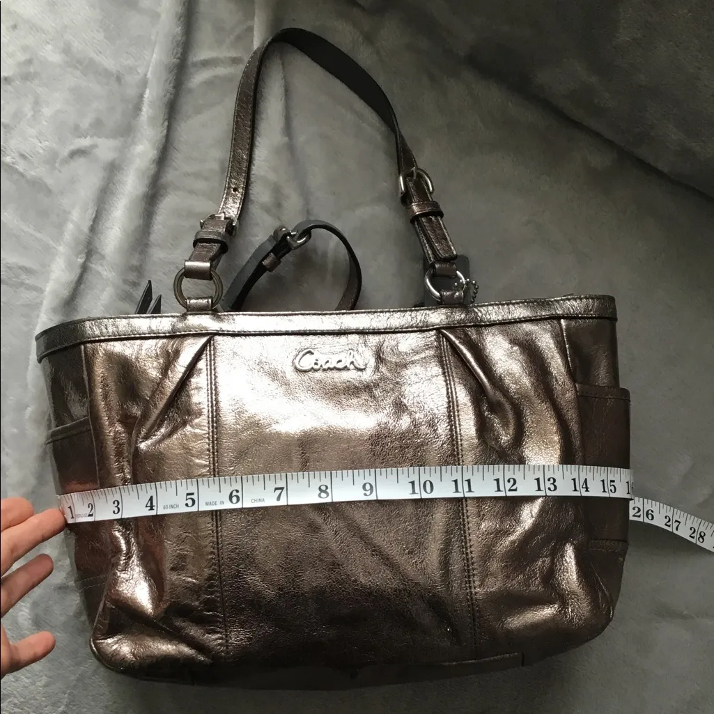 Beautiful COACH leather bag - Image 6