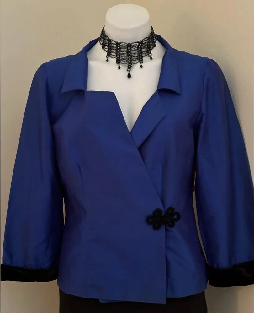 BIGIO Collection Blue Satin 1 Hook Button. 3 I Snap Buttons Velvet Cuffs Sz 10 - Image 2