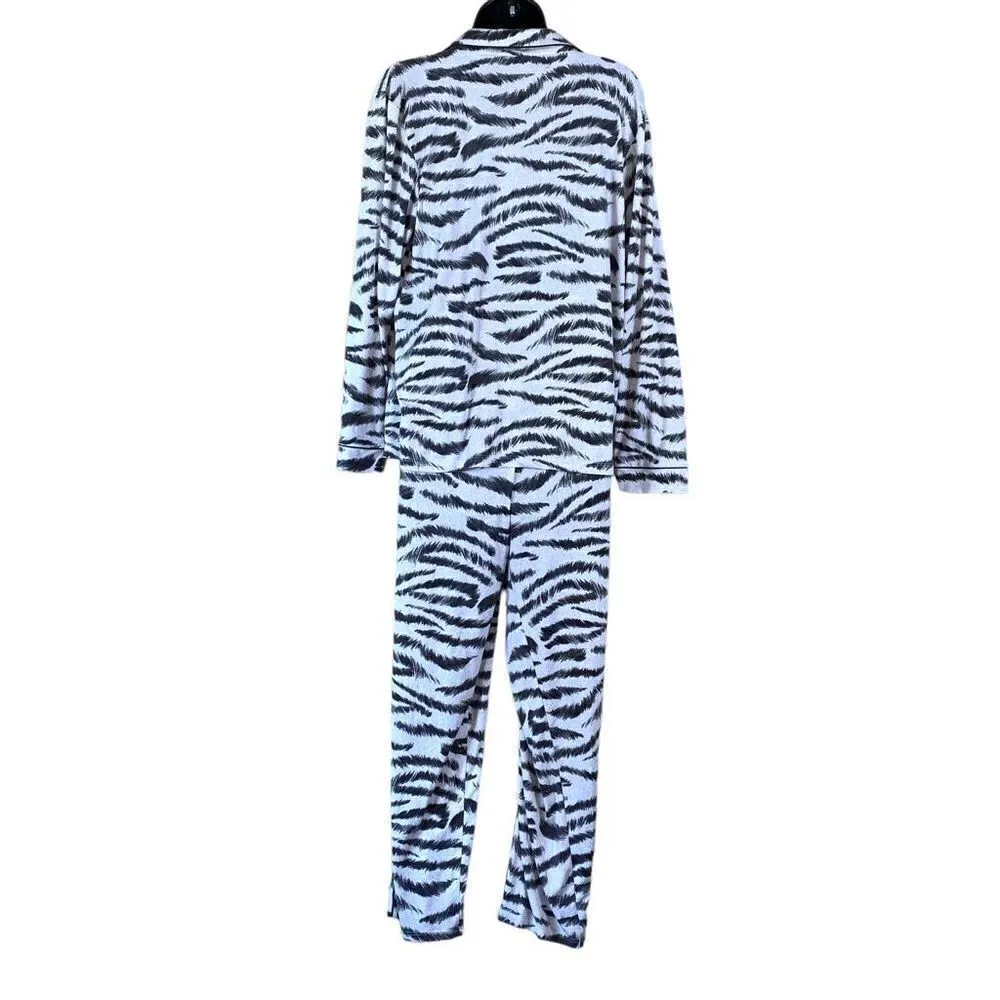 Flora Nikrooz Women’s Zebra Print Pajama Set - Image 3