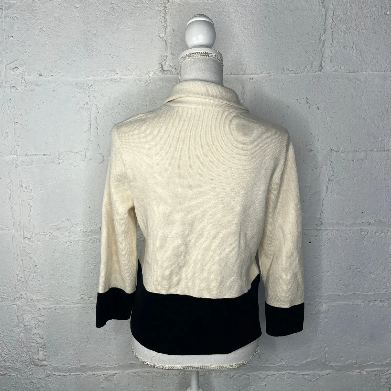 LOFT Colorblocked Sweater Jacket Blazer Women’s Cream Black Size Small - Image 2