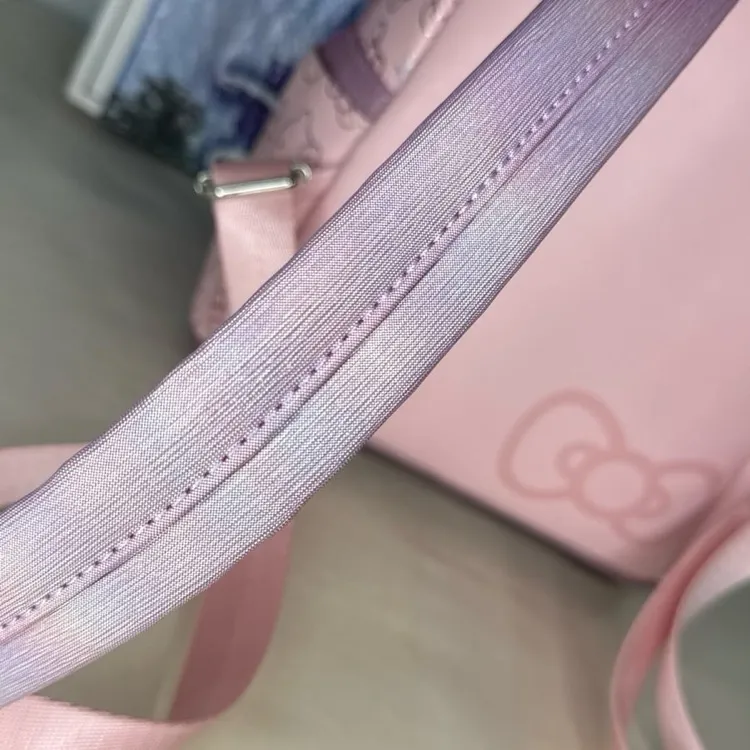 Loungefly LACC EXCLUSIVE Sanrio hello kitty iridescent pink NWOT - Image 5