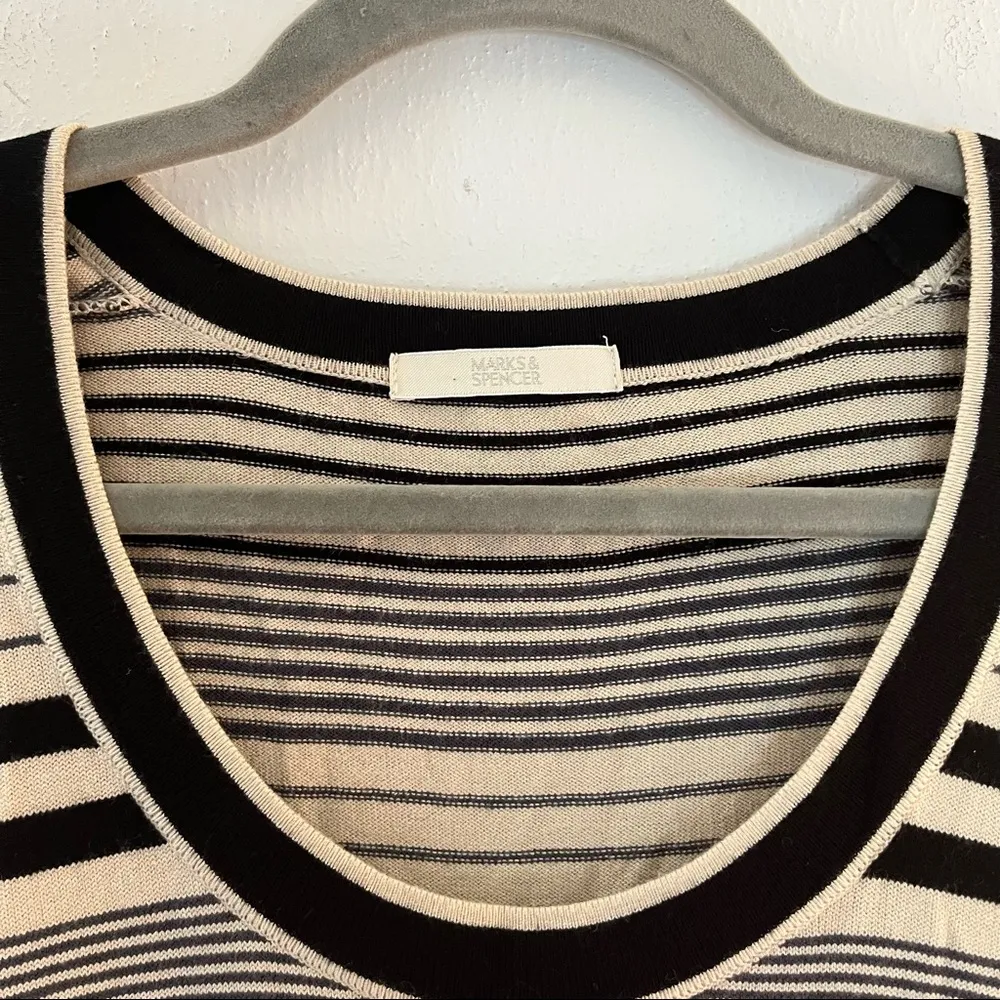 Marks & Spencer Sweater Cream & Navy Striped Scoop Neck Sweater Sz 14 (UK) EUC - Image 5