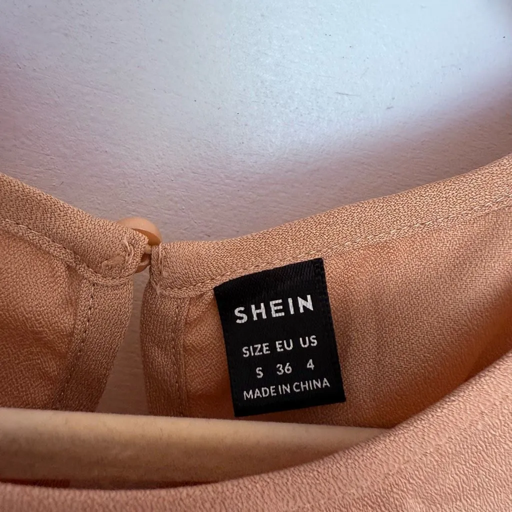 SHEIN Women’s Small Scalloped Crop Top Peach Color - Image 4