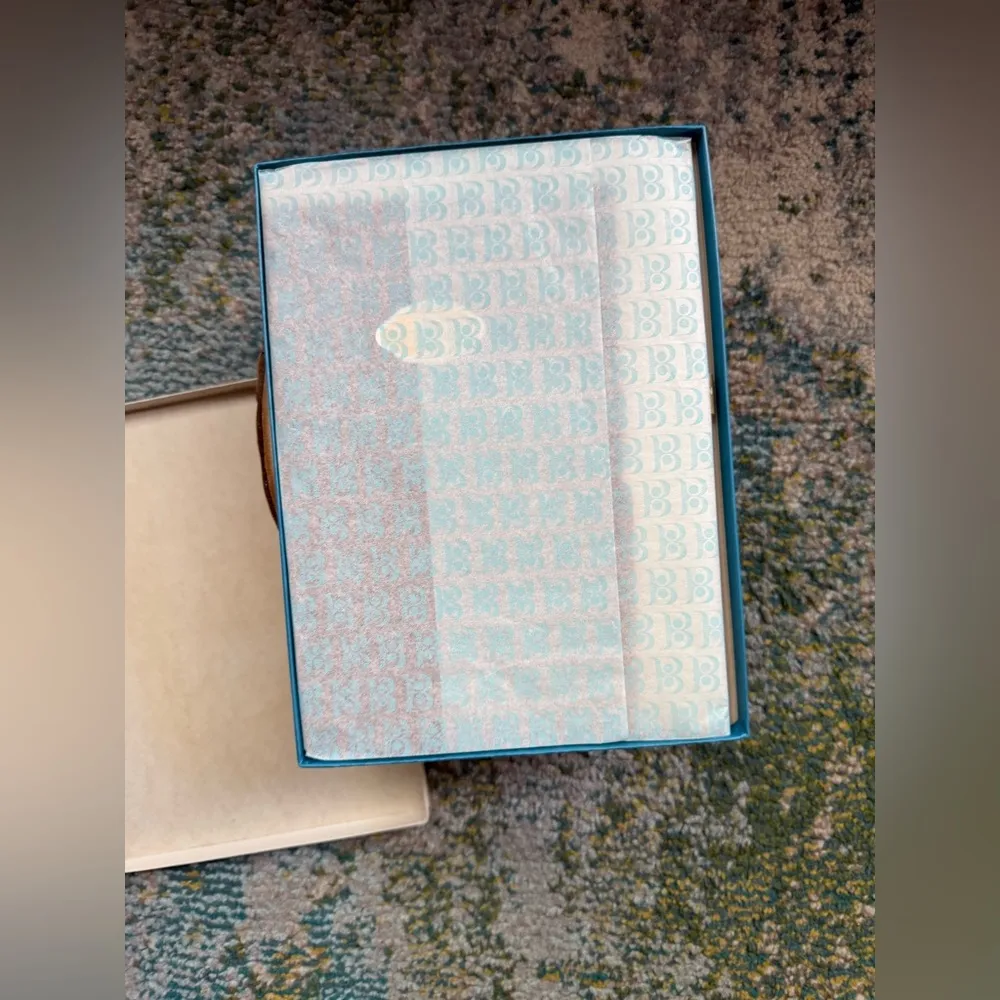 Vintage NOS 60s Berkshire nude nylon sheer stockings, set of two size 9/12 L Tan - Image 5