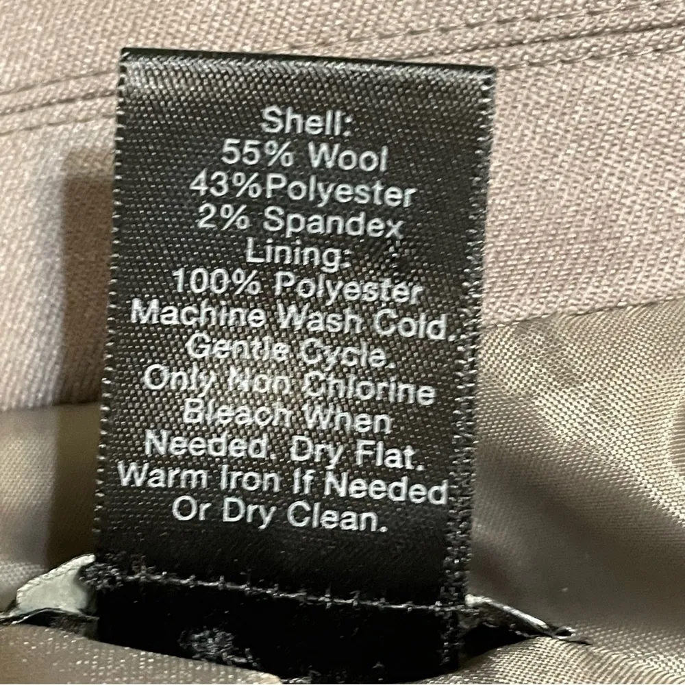 Ann Taylor  Petite Blazer - Image 12