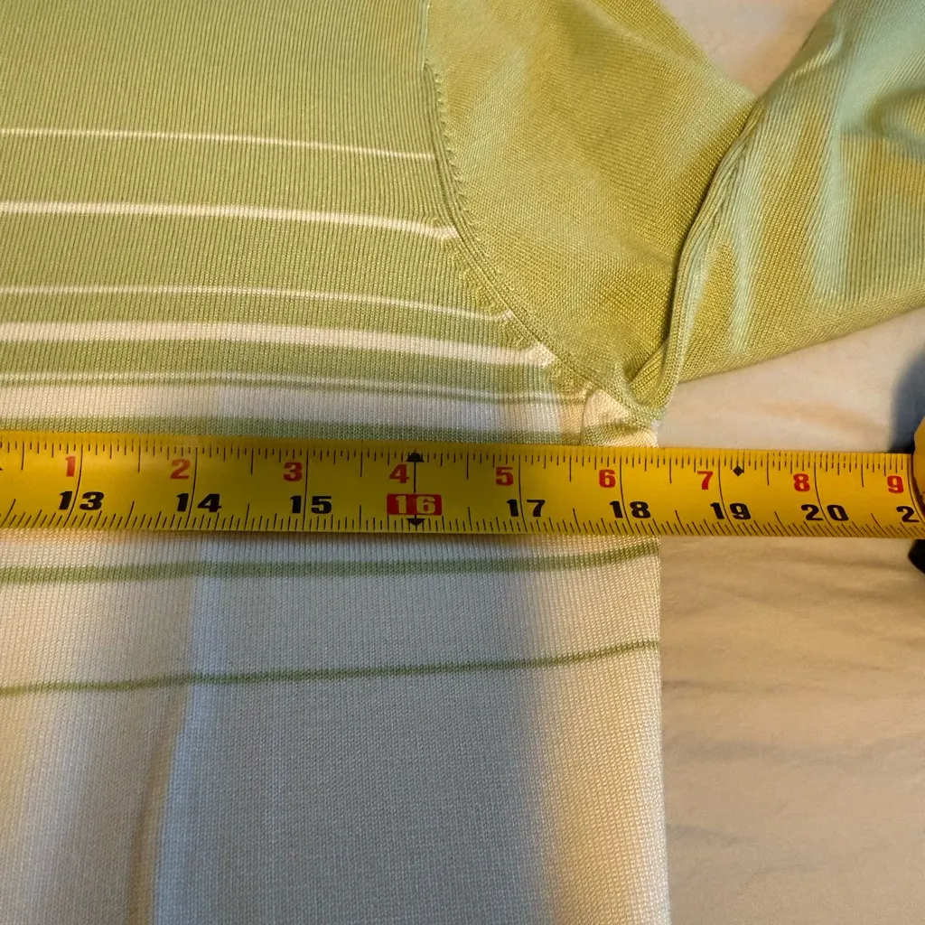 Adidas Green and Cream Crewneck Silk Sweater size M - Image 7