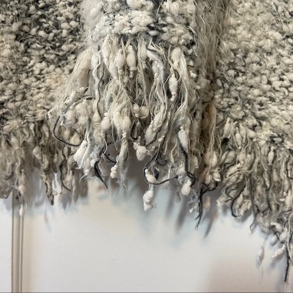 Umgee Fringe Poncho Knit Shrug Sleeves Oversized White Gray Small/Medium - Image 3