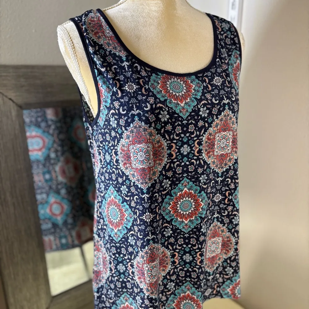 Agenda Blue Medallion Print Tank Top Size M - Image 16