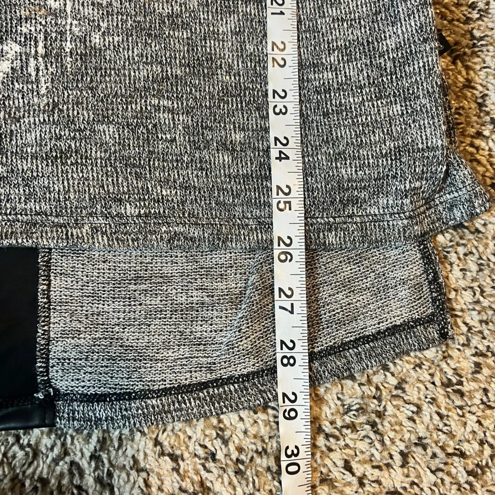 Rock & Republic Womens Long Sleeve Graphic Skull Top Gray Black Size L - Image 5