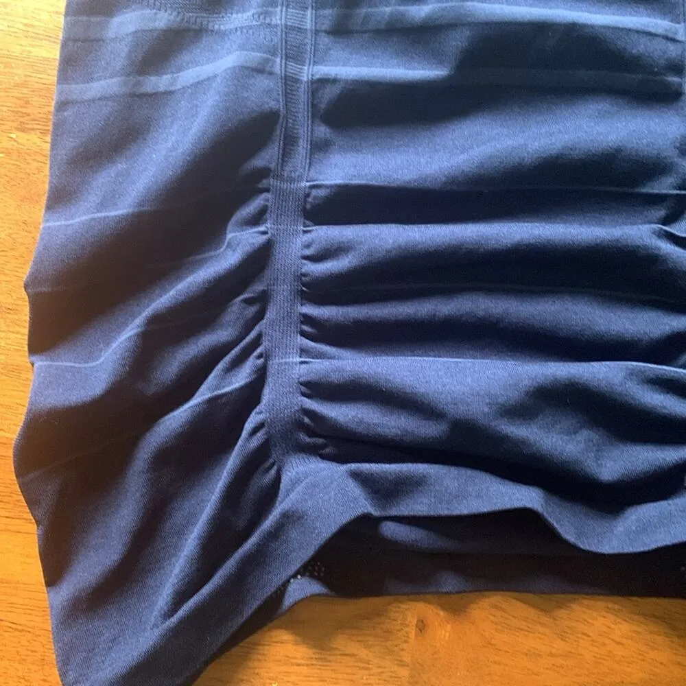 Athleta women's medium fastest track tee blue gradient swiftly short sleeve shir - Image 10