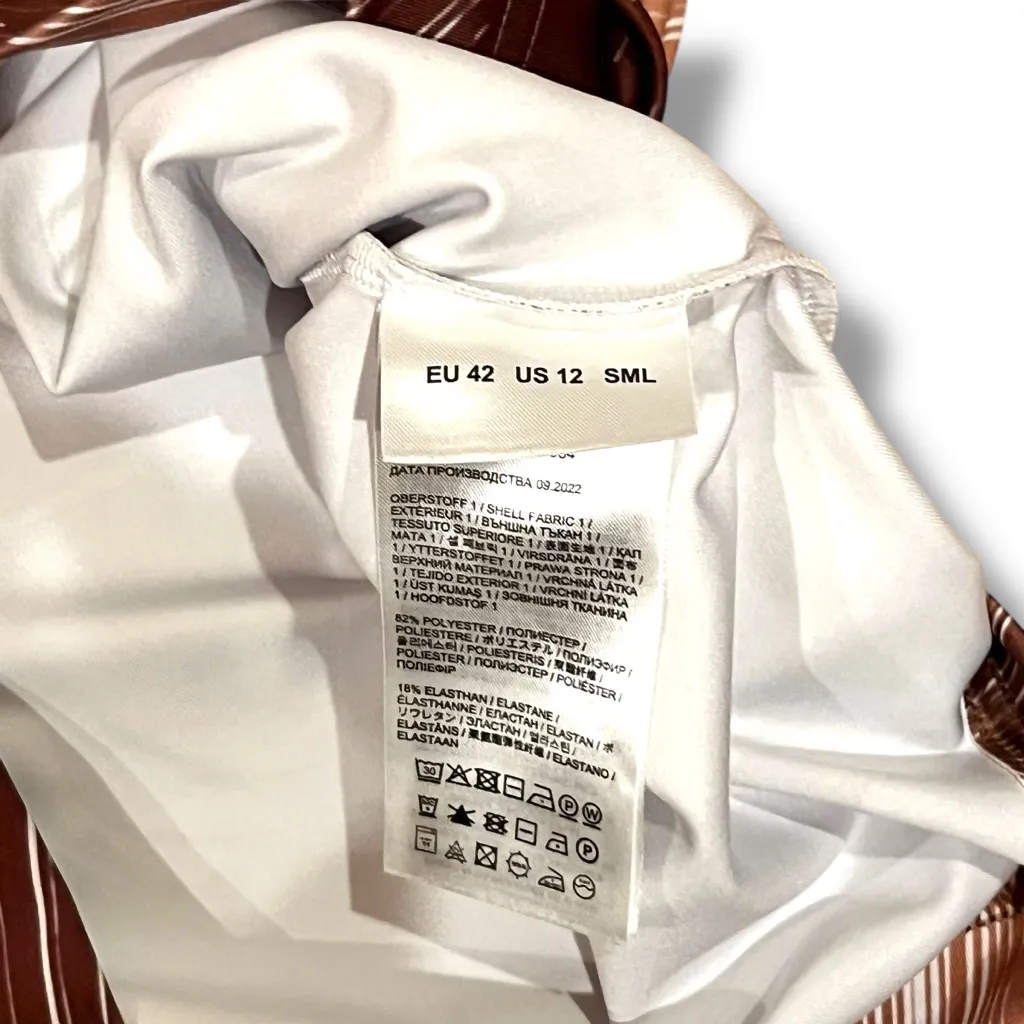 Bogner X Skirl Luxury Metallic Swirls Logo Old Money T Shirt Size 12 - Image 8