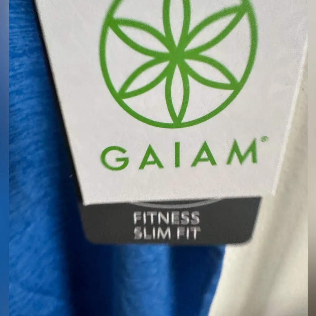 GAIAM SLIM FIT WORKOUT TOP. - Image 7