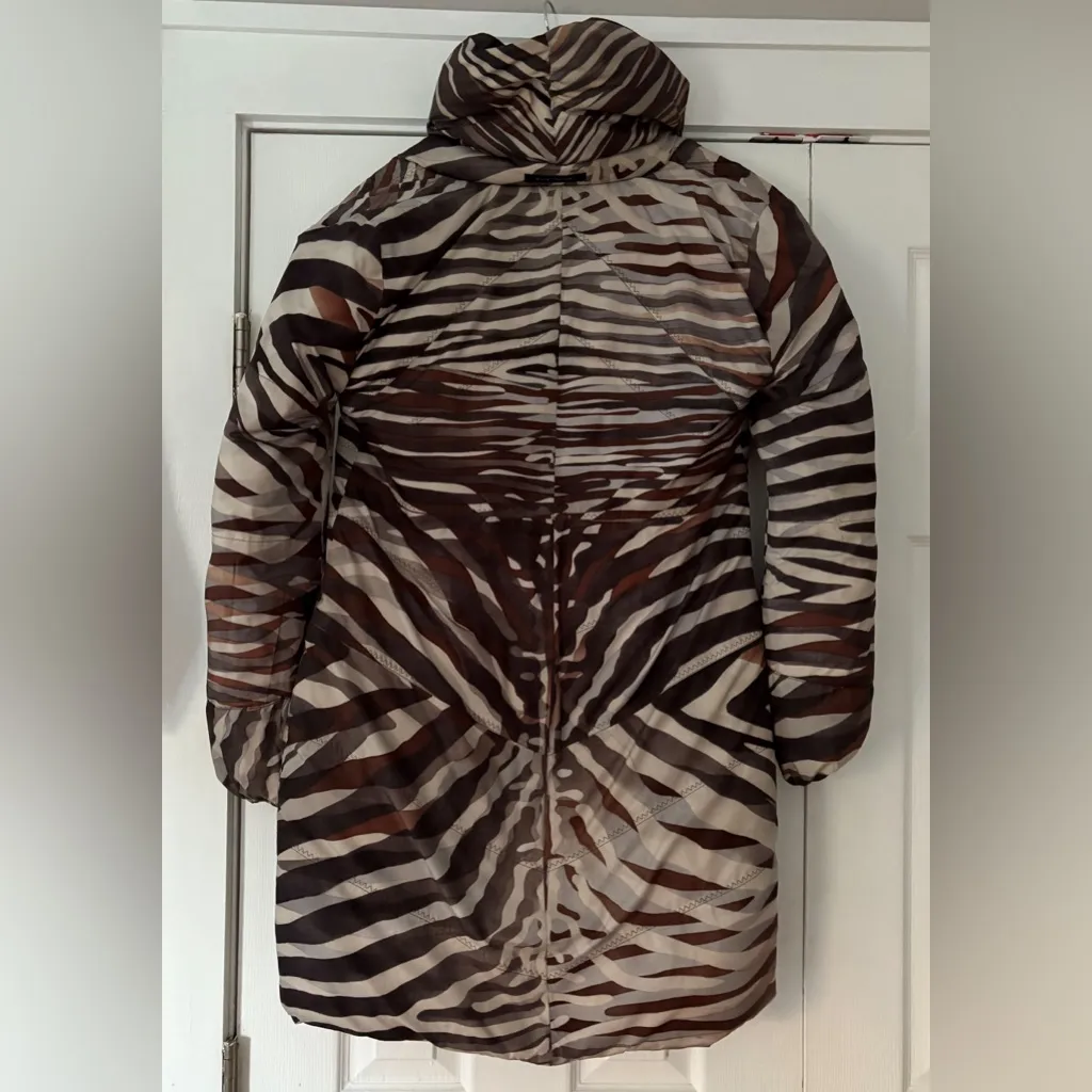 Elie Tahari  Black Reversible Puffer Jacket Size Small EUC - Image 4