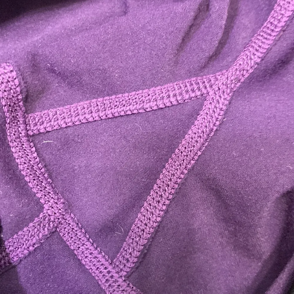 High Waisted Purple Capri Athletic Leggings Size X Small - Image 8