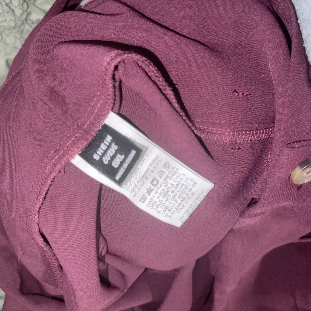 SHEIN Calvaya Jumpsuit with Wide Leg, Front Buttons and Belt, Plus Size - Image 3