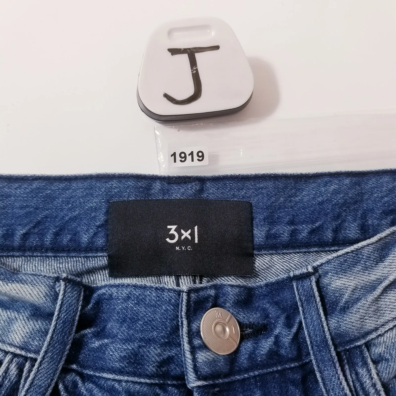3x1 NYC Women size 27 ISLA High Rise Blue Jeans Frayed Hem Ankle Straight Leg - Image 14