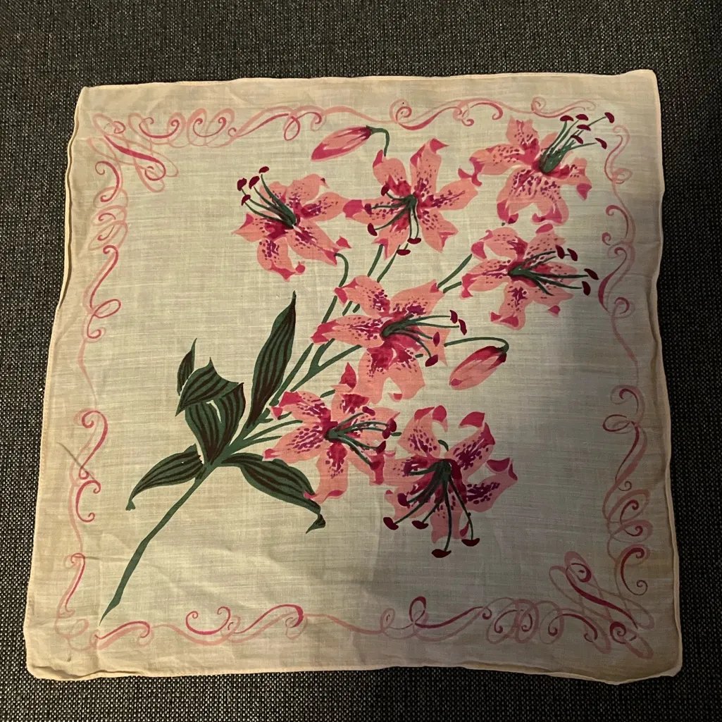 Handkerchief Hanky Hand painted Flower Leaves Vintage 1950s Green - Image 3