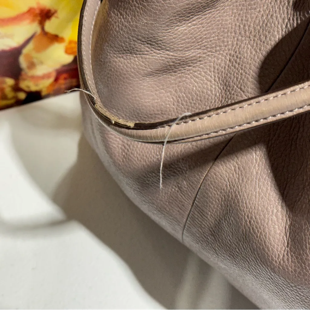 Authentic COACH F1376-26224 Pebbled Leather Hobo Shoulder Bag Dusty Lilac Taupe - Image 3