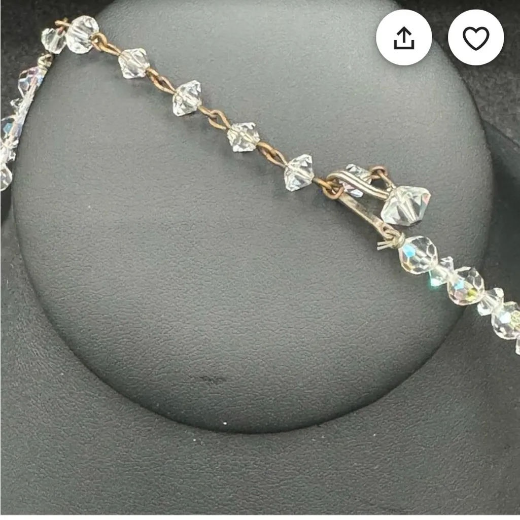 Vintage 1950’s Iridescent Beaded Necklace - Image 12