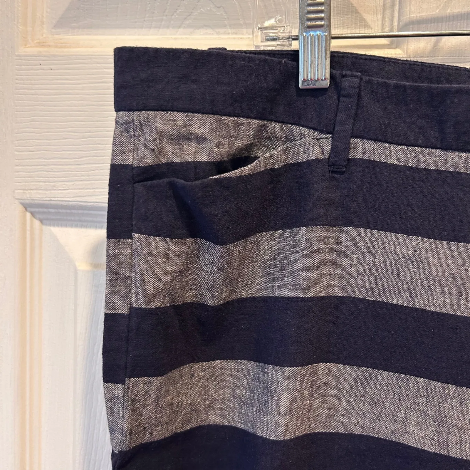 NWT GAP Slim Cropped Pants Navy Gray Stripe Linen Blend Women Size 14 Preppy - Image 2