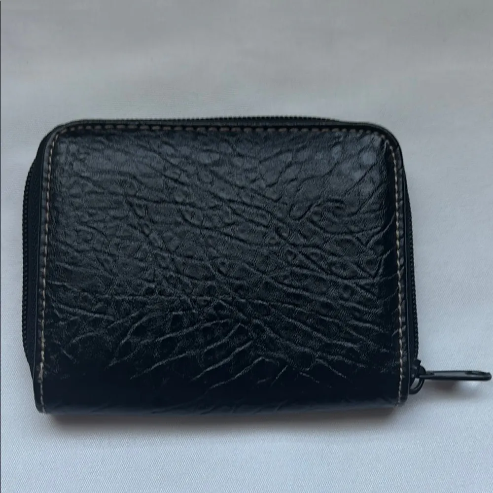 Rosetti Wallet Black EUC - Image 3