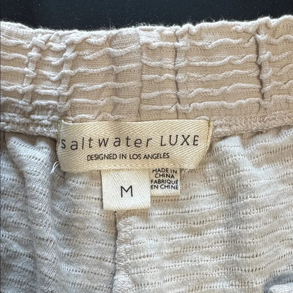 Saltwater LUXE Textured Cream Shorts Size Medium - Image 2