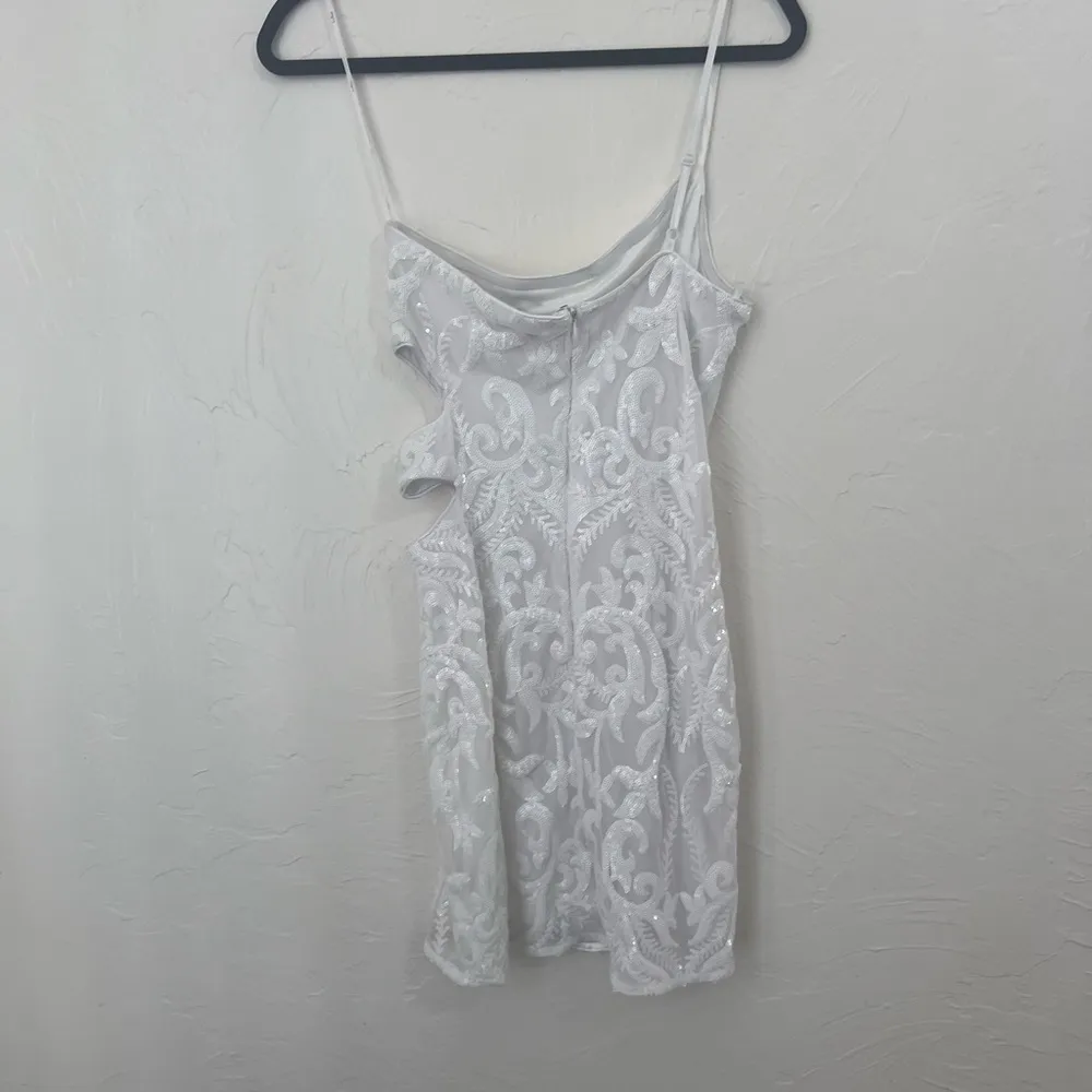 Lulu’s white sequin one shoulder side cutout mini dress size S - Image 8