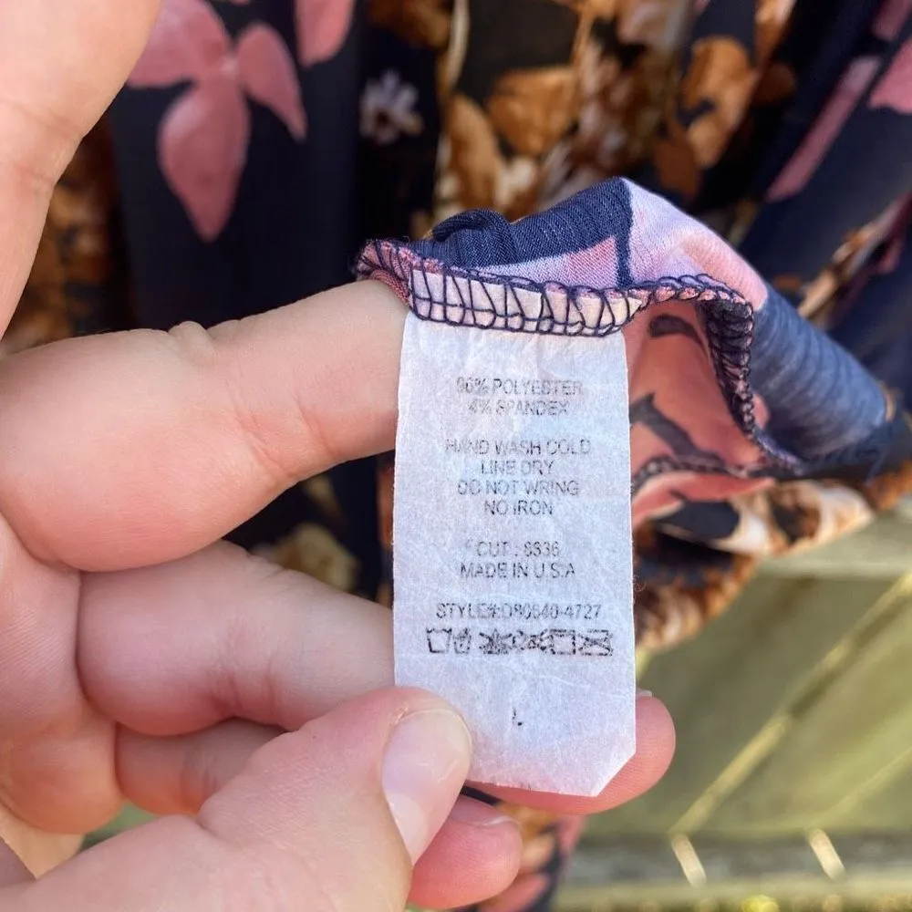 Paisley Grace Navy Floral T-Shirt Dress | L - Image 3