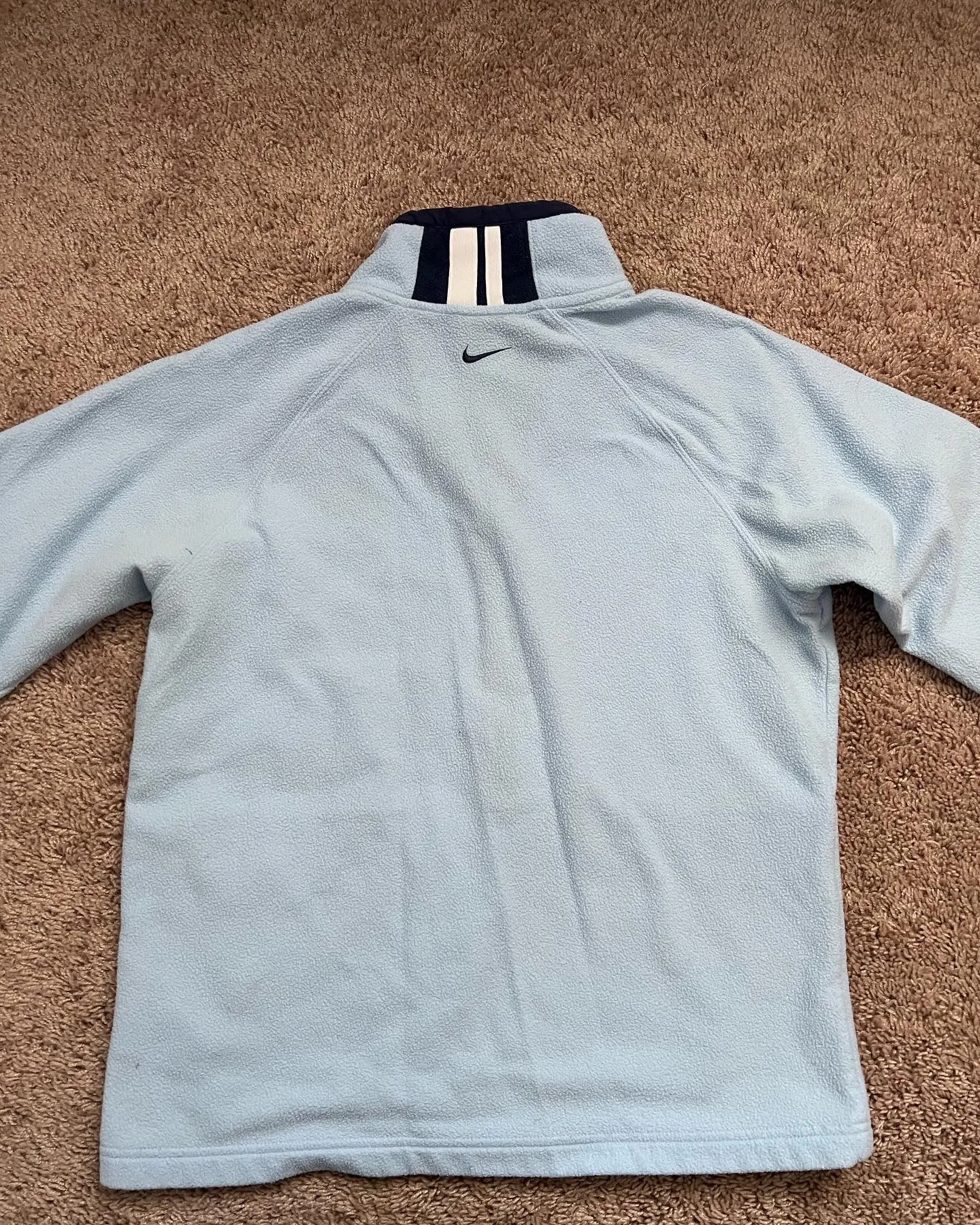 Vintage Sweatshirt - Image 4