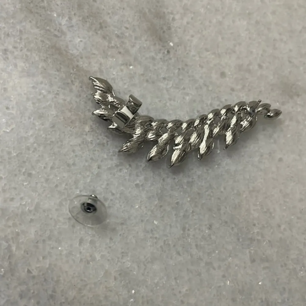 Massini cubic zirconia and silver tone stud earrings - Image 3