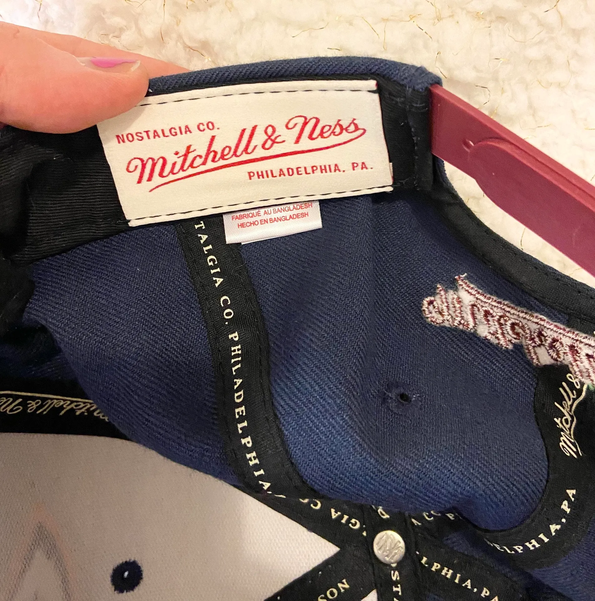 Mitchell’s & Ness Cleveland Cavaliers flatbill hat - Image 6