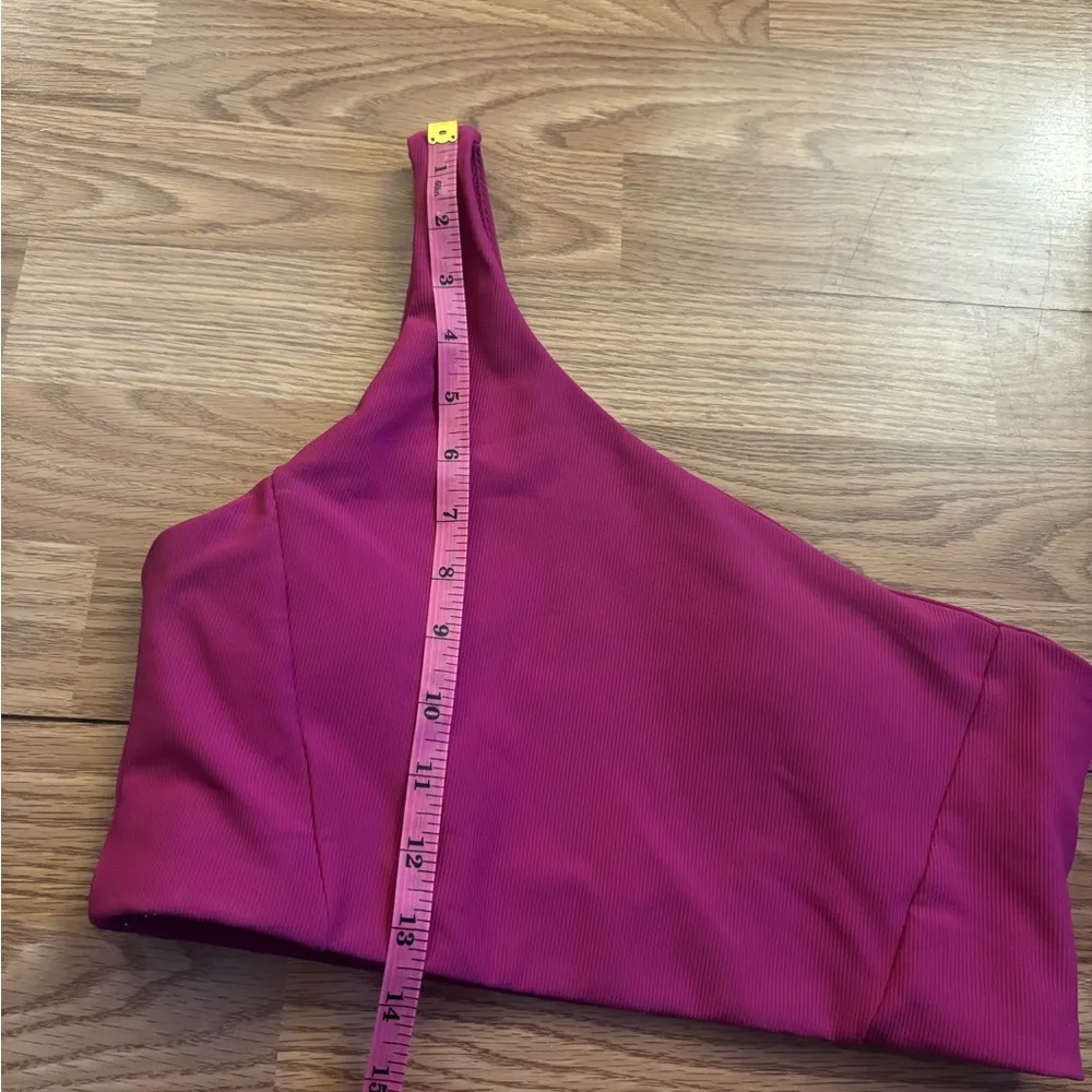 Wilo One Shoulder Sports Bra Size Large Pink - Image 6