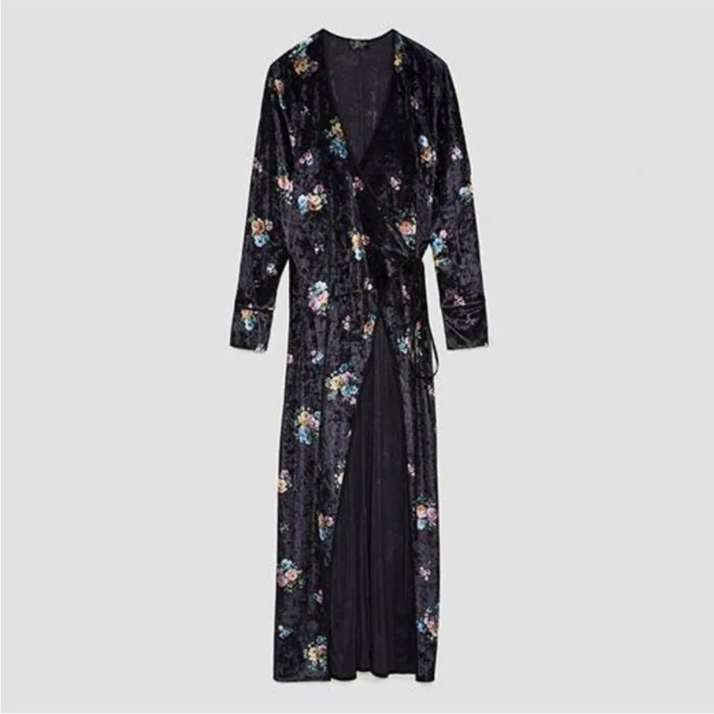 Zara Floral Print Velvet Robe Duster Wrap Tie Maxi Dress size small - Image 7