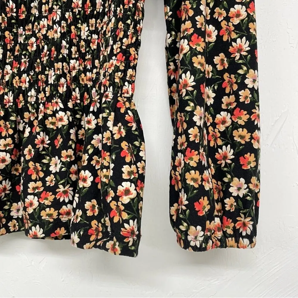 Good Luck Gem Black & Cream Ditsy Floral Boho Smocked Blouse M Ruffled Romantic - Image 4
