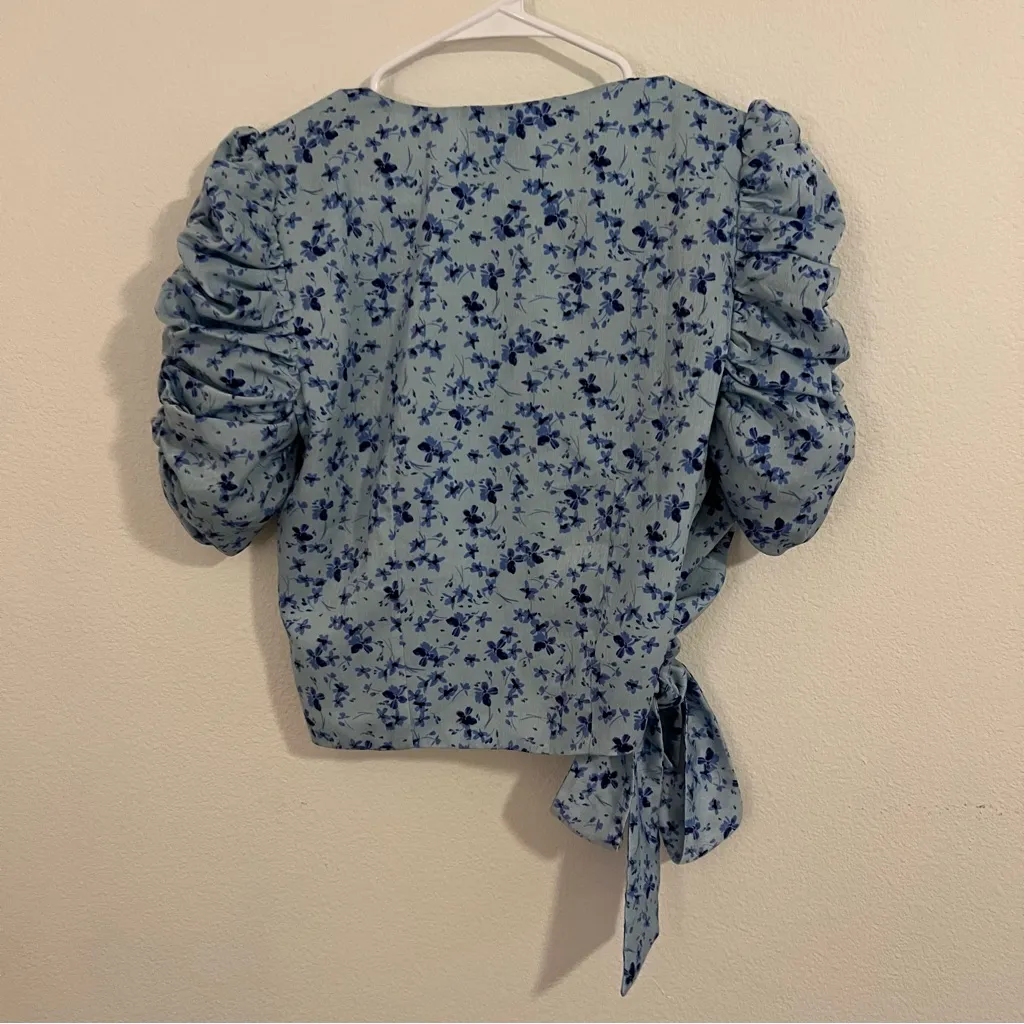 LPA  Cait Top in Sabrina Floral - Image 7