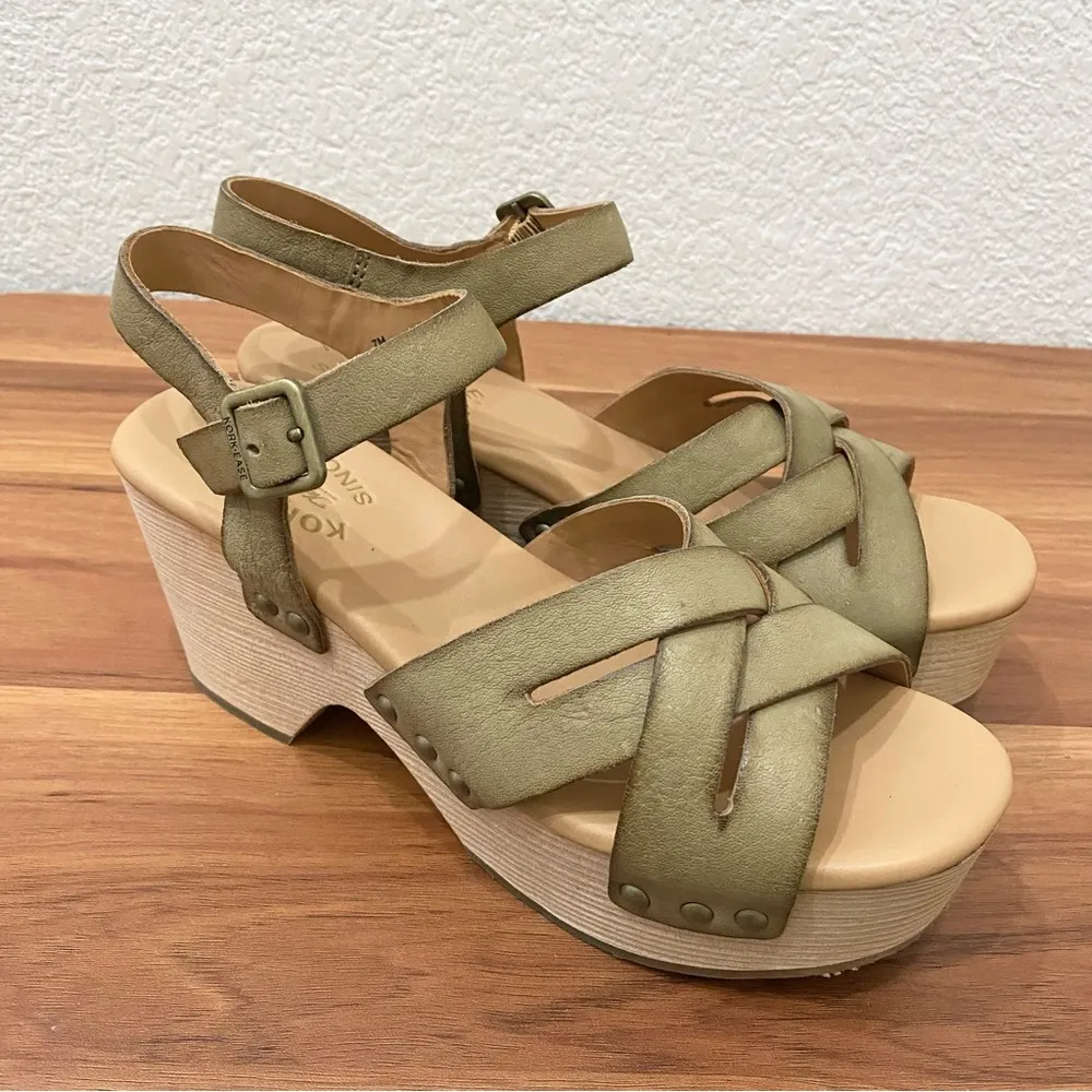 KORK-EASE Wilde Green “Wausau” Wood-Wrapped Wedge Platform Ankle Strap Sandals 7 - Image 5