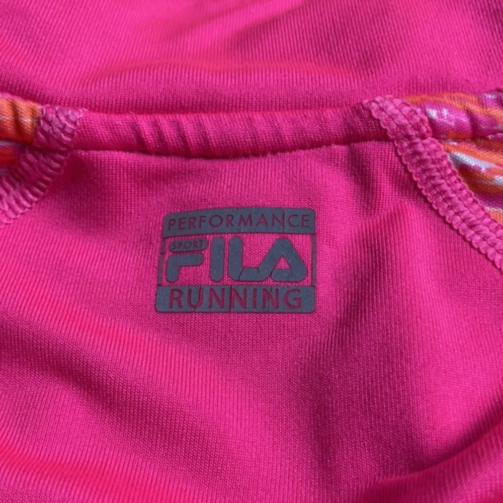FILA 1/4 zip Women's athletic running‎ top Size Large - Image 5