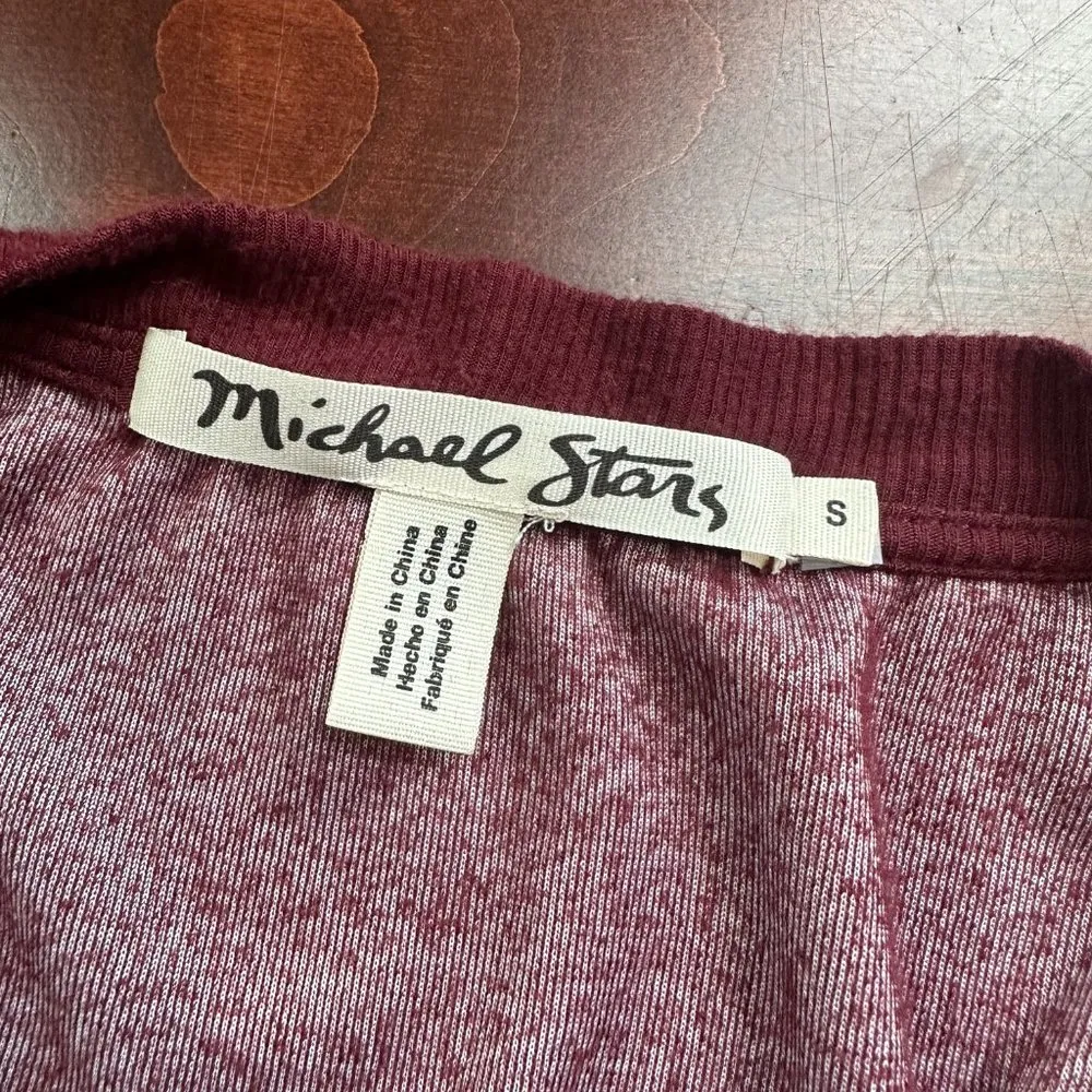 MICHAEL STARS Maroon Velvet or Velour V Neck T Shirt Top - size small - Image 7