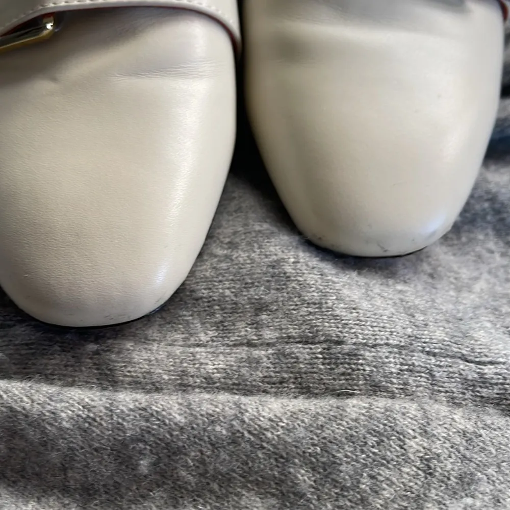 Bally Janelle Loafers Leather Almond Toe Faux Pearl EU Size 38 US Size 7 - Image 10