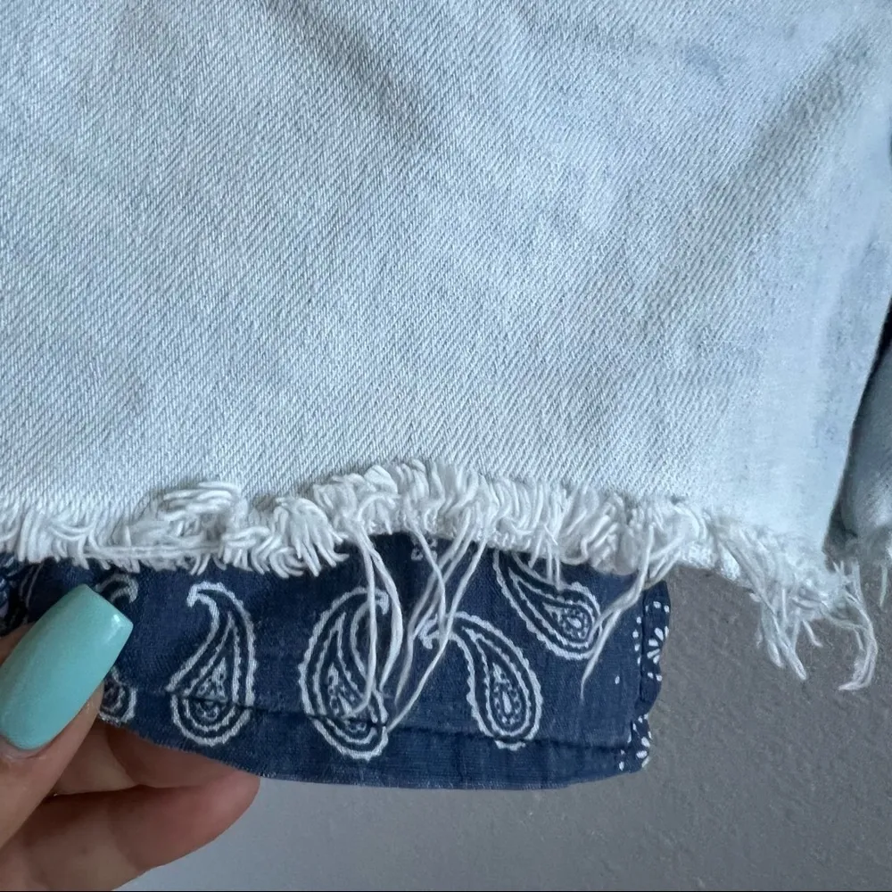 Old Navy OG Bleach Fade Vibe Shorts Y2K 90s Paisley Peak a Book Pockets Raw Hem - Image 2