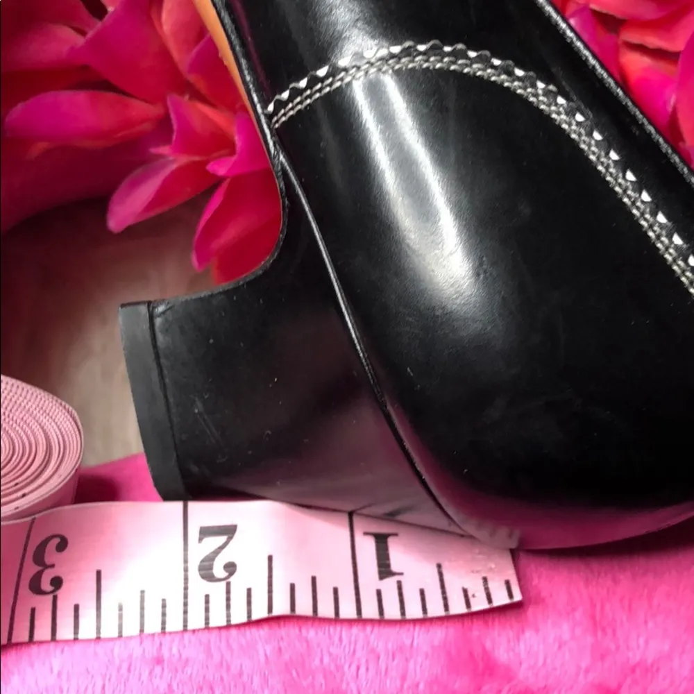 Ferragamo Shoes - Image 8