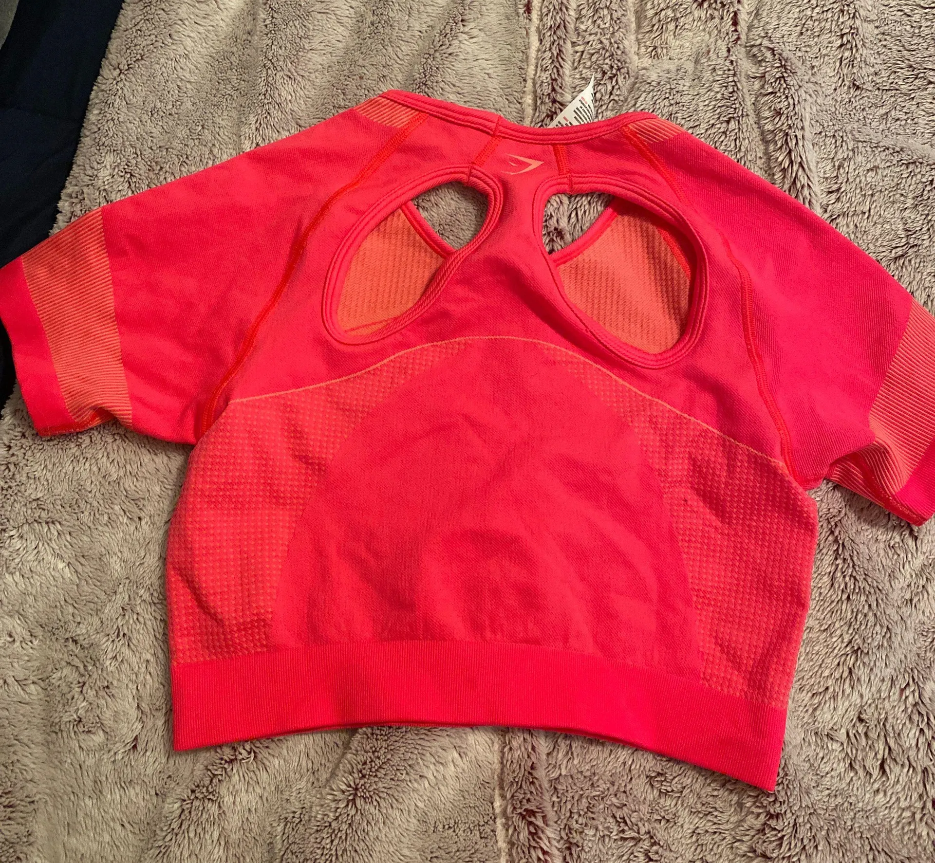 Gymshark Crop Top - Image 2