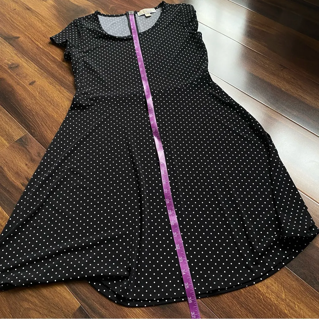 Michael Kors Polka Dot Short Sleeve Swing Skirt Dress Back Zipper Round Neck - Image 7