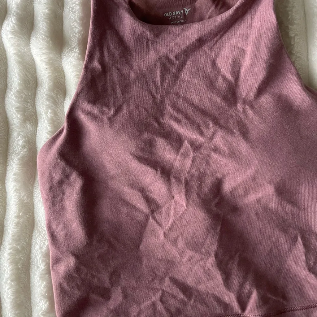 Old Navy Women's Mauve Workout Tank Top - Image 2