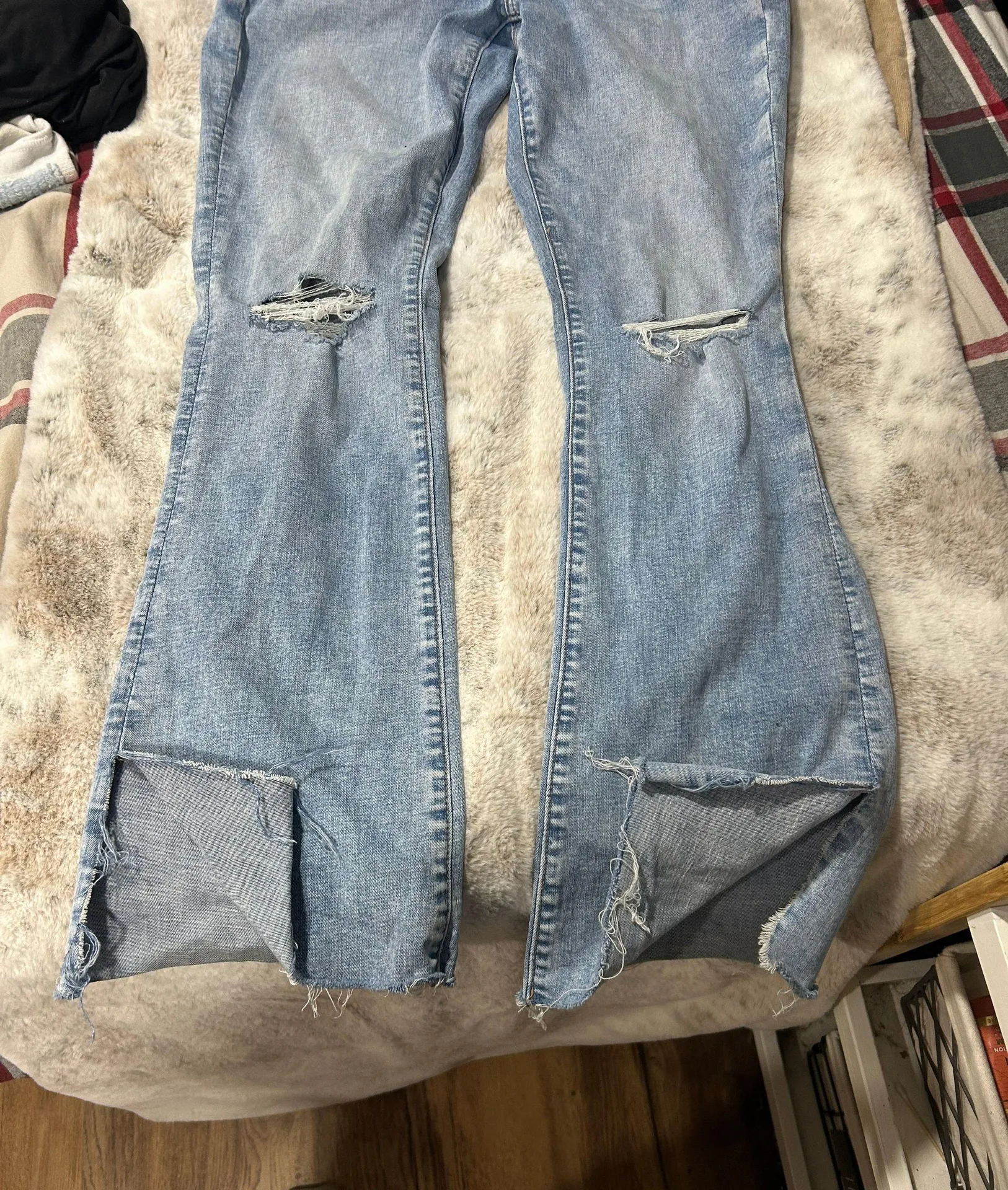 Outfitters Jeans - Image 2